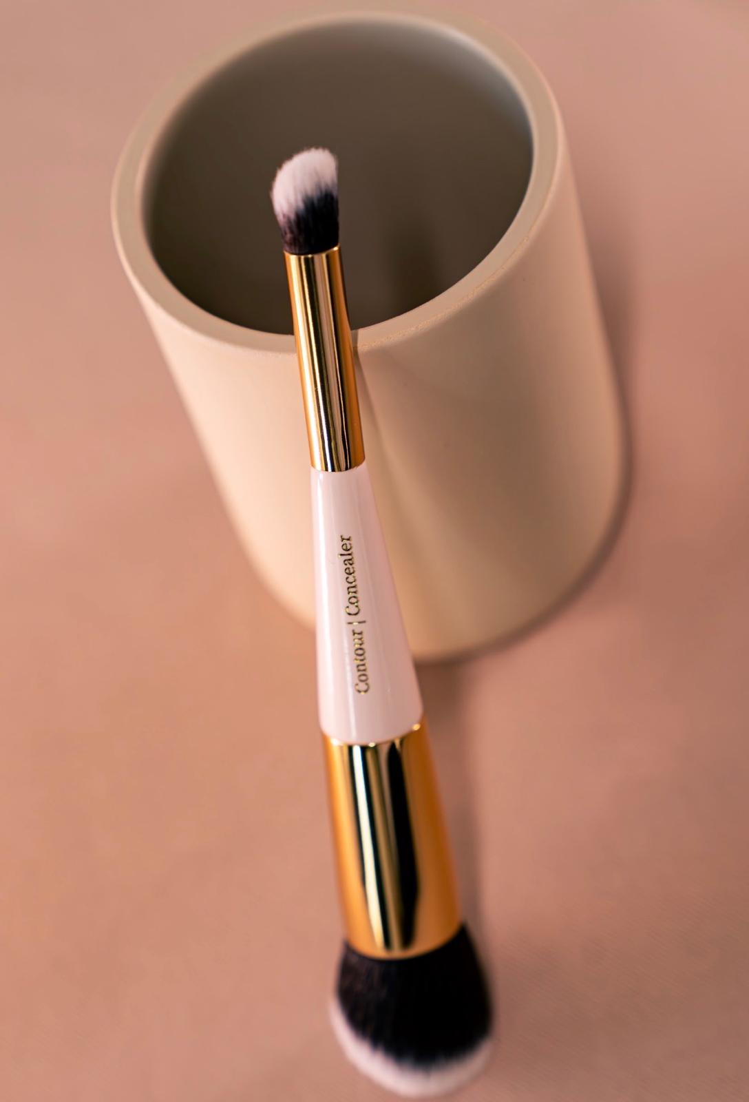 Pinceau Contour & Correcteur 2-en-1